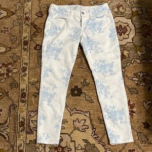 AE White Blue Garden Jegging Size 6 Short